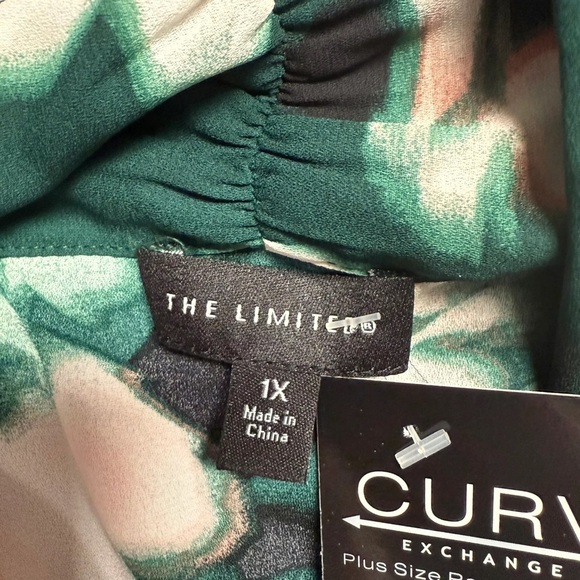 The Limited Green Floral Long Sleeve Blouse - Size 1X - Picture 6 of 6